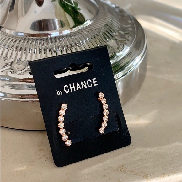 Rose gold, curve bar ear climber earrings - Picture 3 of 7